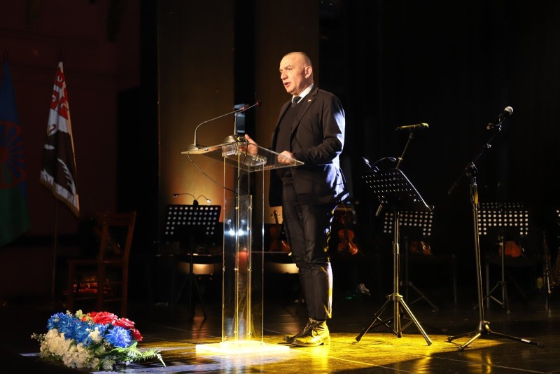 Ministar pravde Nenad Vujić na obeležavanju Međunarodnog dana Roma u Kragujevcu