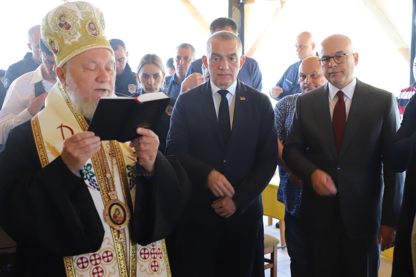 Ministar Vujić na obeležavanju krsne slave KPZ u Beogradu &ndash; Padinska Skela