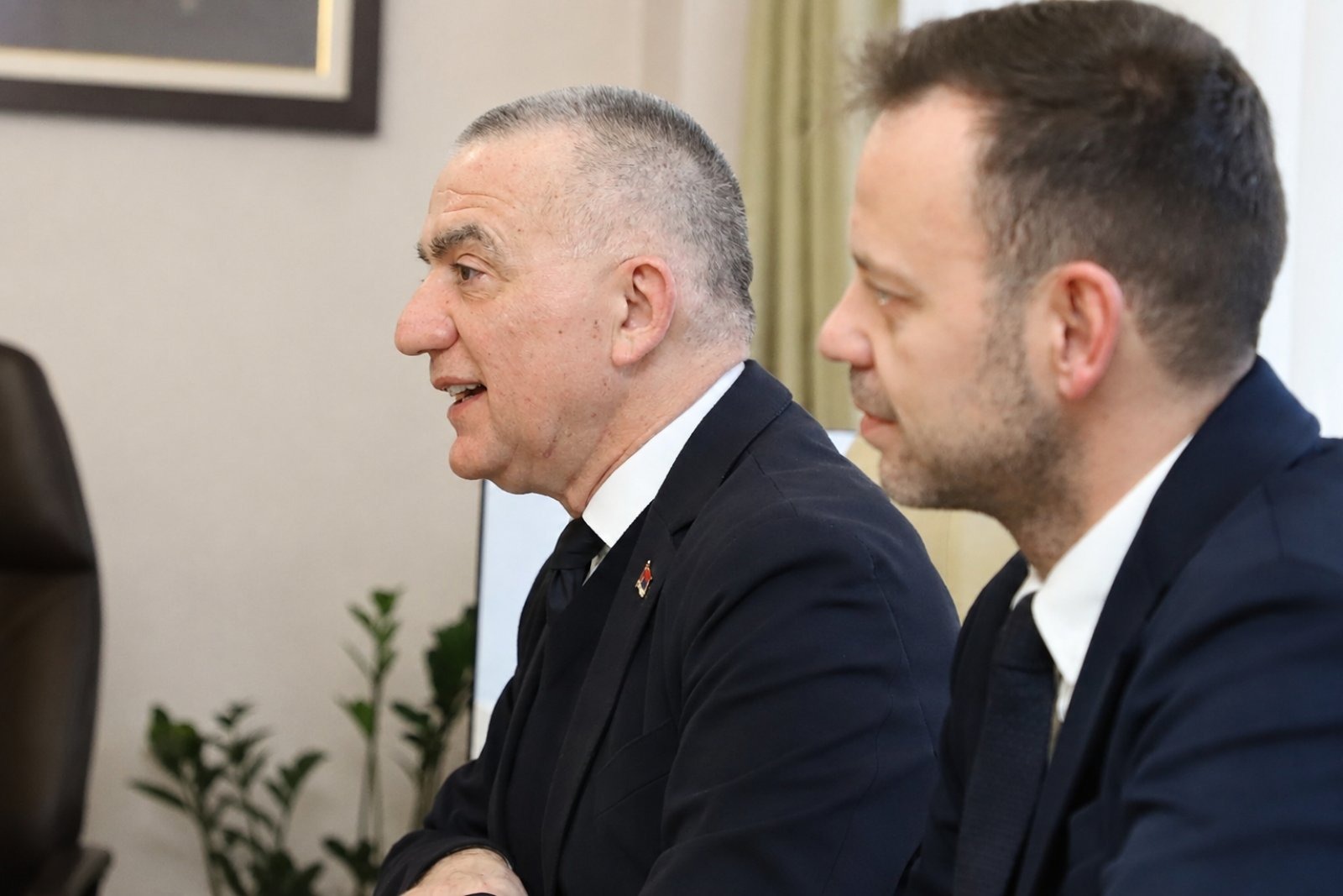 Ministar Vujić razgovarao sa komesarom Mekgratom